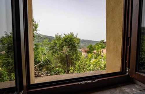 Torchiara Apartment | Giardino Siniscalchi Apartment 2 with Wi-Fi and Air Conditioning
