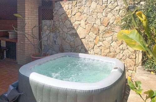 Marina di Modica Villa | Villa in Marina Di Modica with 3 bedrooms sleeps 7
