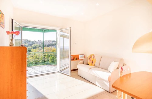 Naples Apartment | Bright Apartment Private Parking Naples, Napoli, Italy