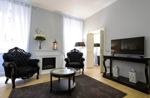 Rione IV Campo Marzio Apartment | Belsiana Apartment - Two Bedroom Apartment, Sleeps 6