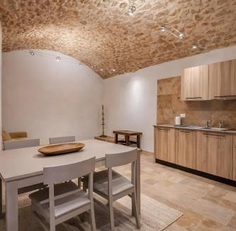 SantʼAgata di Puglia Apartment | Apartment Tena in Arco Pronti