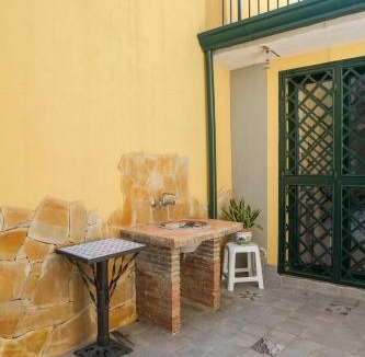 Torre Archirafi Villa | Aunt Poldi's House