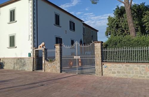 Castiglion Fiorentino House | I leoni di Montecchio