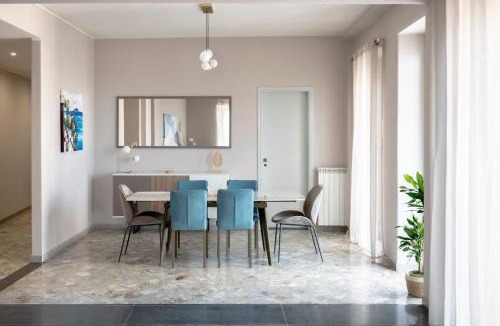 Picanello-Ognina-Barriera-Canalicchio Apartment | Luminoso Appartamento Vista Mare sul Lungomare