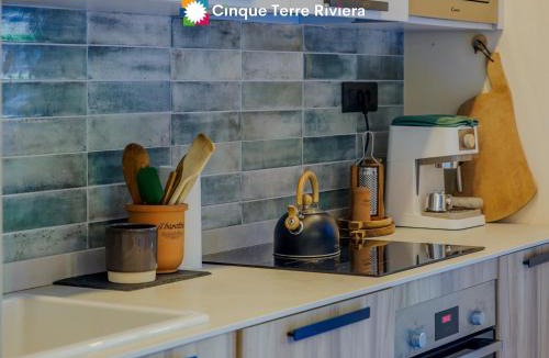 Corniglia Villa | Villa Olive Mill Terra Rossa