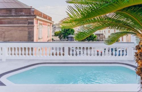Historical Downtown Salerno Apartment | Casa & Piscina nel centro di Salerno Amalfi Coast