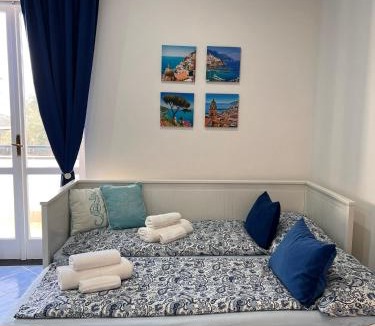 Piazza-Tralia-Pendolo Apartment | Villa Somma Apartments
