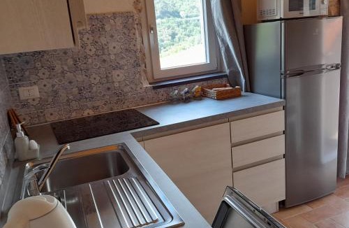 Boragni Apartment | Cà di Pippo "Riccio" appartamento Loc Boragni Orco Feglino