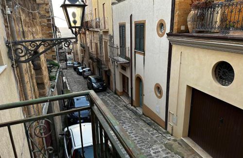 Sambuca di Sicilia House | Elico Di Sicily B@B