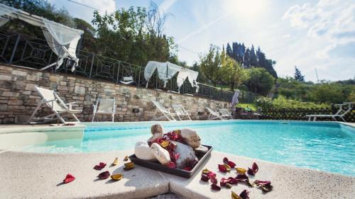 Perugia House | Villa Nuba, in campagna e a 5 minuti dal cuore del centro storico, elegante residenza con due sale da bagno, jacuzzi e ogni comfort