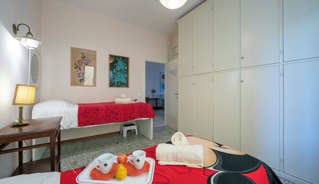 Sunrise Apartment Seaview 100m to Beach
