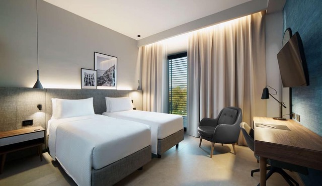 Radisson Hotel Nola Naples