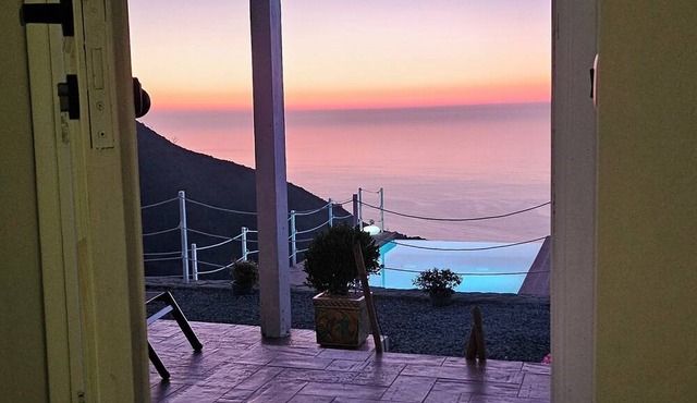 Villa Ruya Cefalù una Vista Incantevole sul Golfo e le Isole Eolie