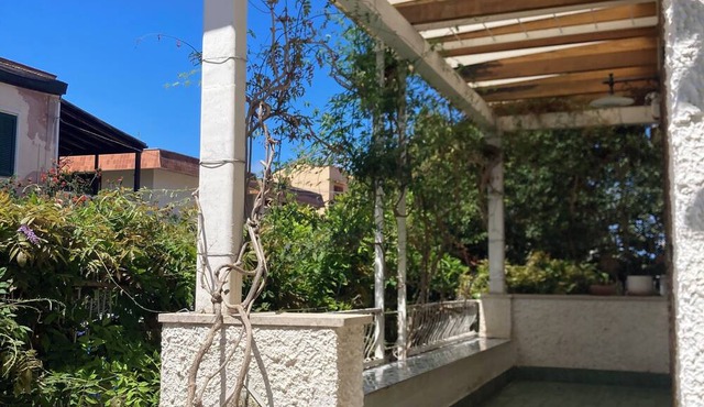 Villa Orlando Mondello - an oasis of peace a stone's throw from the sea