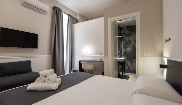 Five Boutique Rooms
