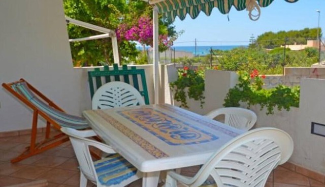Villa 'Villetta Giovanna' with Private Terrace, Balcony and Air Conditioning