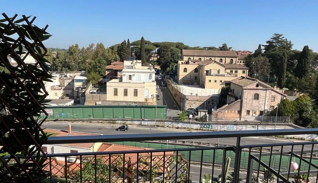 Apartment 'Whitecate - Attico A Roma' with Private Terrace, Wi-Fi and Air Conditioning