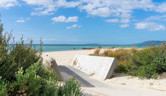 250 metres to the Beach in Rye