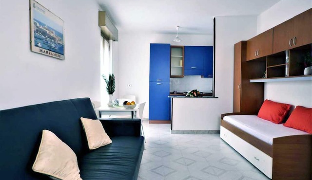Case Arcobaleno Marzamemi