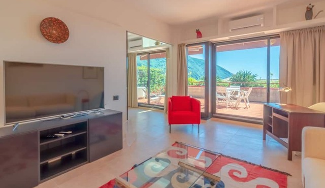 CASA CARLOTTA - Peaceful with a Sea View
