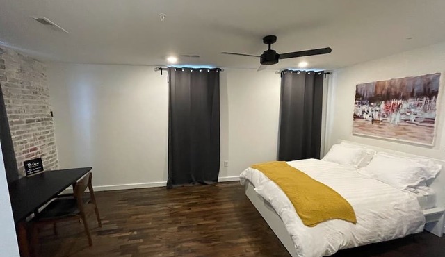 Stylish 2 BR New Apartment in Downtown Mount Airy (APT 202) in Mt Airy