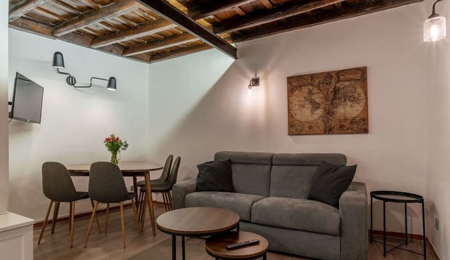 Quiet and cozy, by Campo de’ Fiori