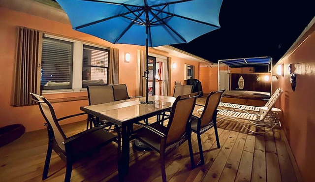 Sunburst Cottage Beachside in Saint Augustine Beach