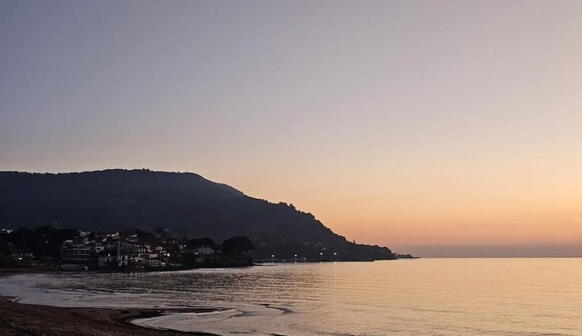 Large panoramic villa with direct beach access
