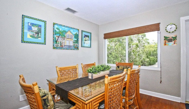 Key Lime Kottage- Waterfront Home on Gulf of Mexico w/Private Pool, Dock & More in Marathon