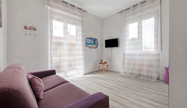 Room 'Rosa' with Shared Terrace, Balcony and Wi-Fi in Fabbrica Durini
