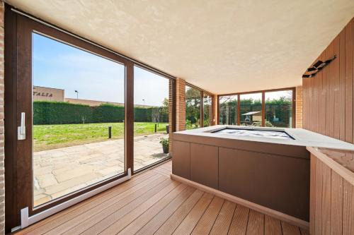 Villa Luna Appartements und Spa in Calmasino