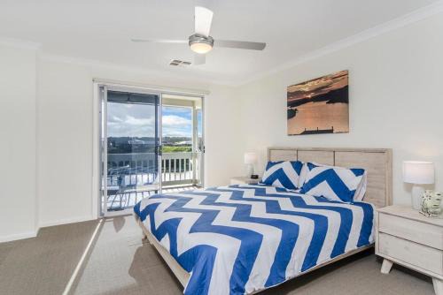 Isla Bonita - Pet Friendly - Not Fully Fenced - No Linen Included in Hindmarsh Island