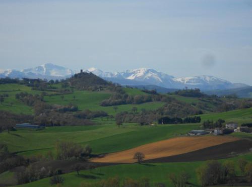 L'Isola Che Non C'era in Apiro