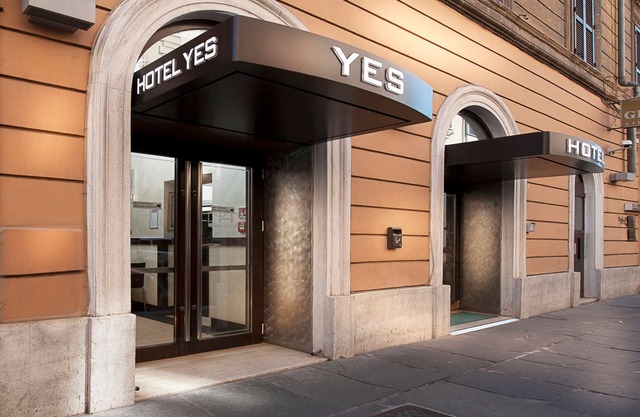 YES HOTEL